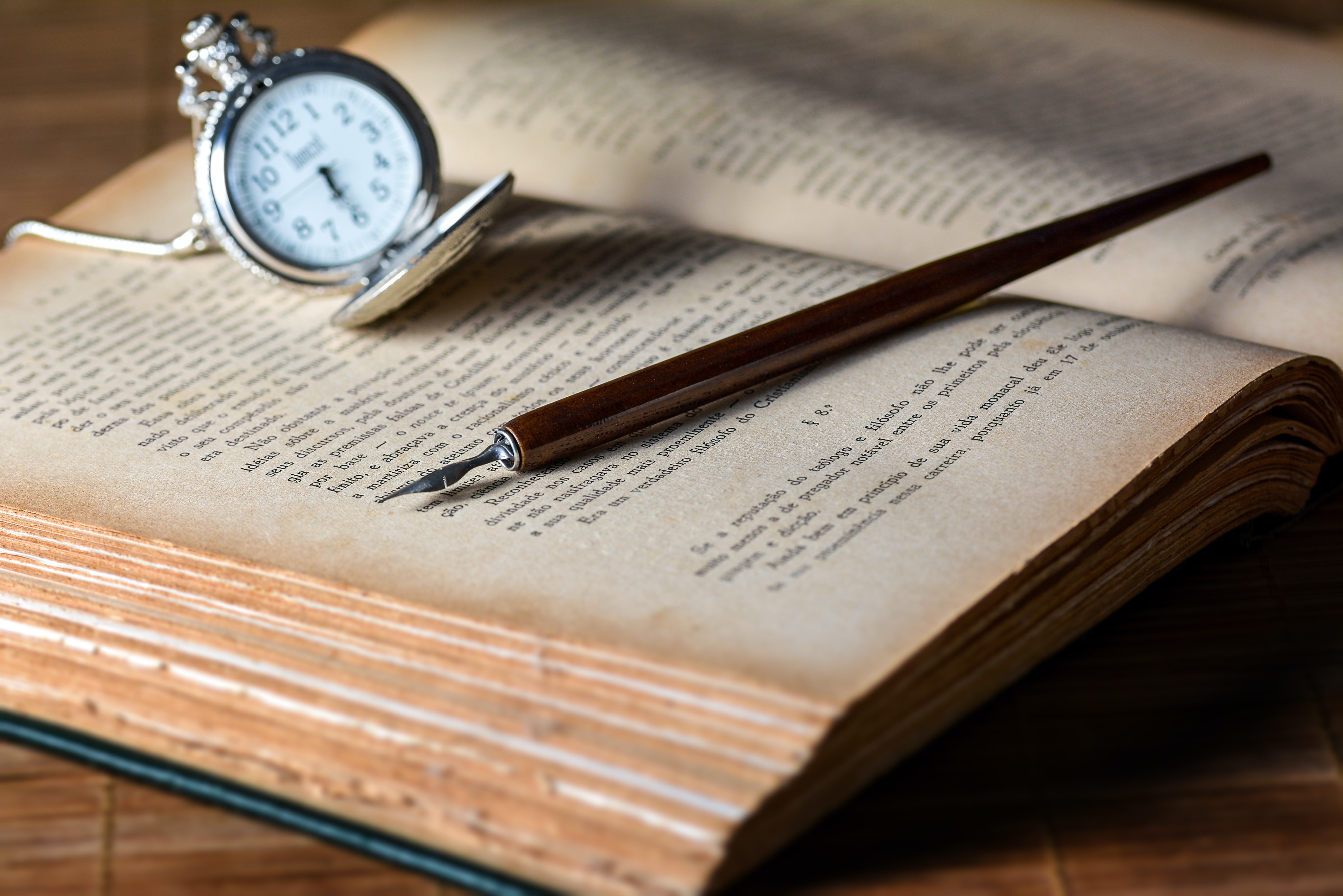 définition du mot garde-temps par le dictionnaire Larousse